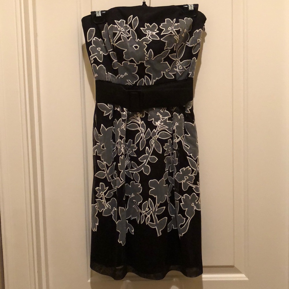 White House Black Market sleeveless dress